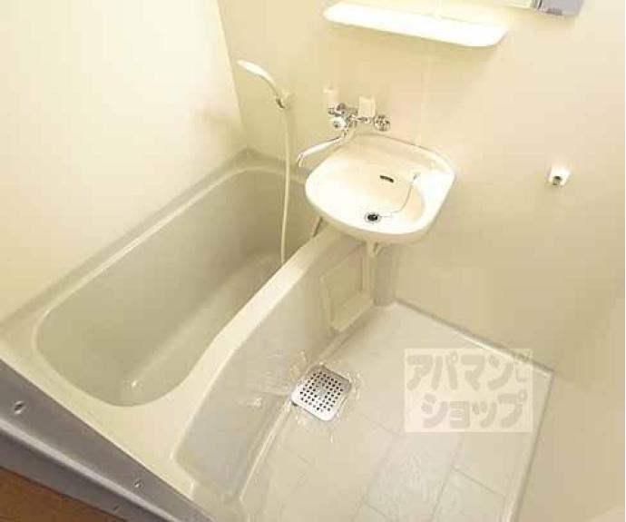 【ＭＡＩＳＯＮ　ＤＡＲＳＡＮ】間取