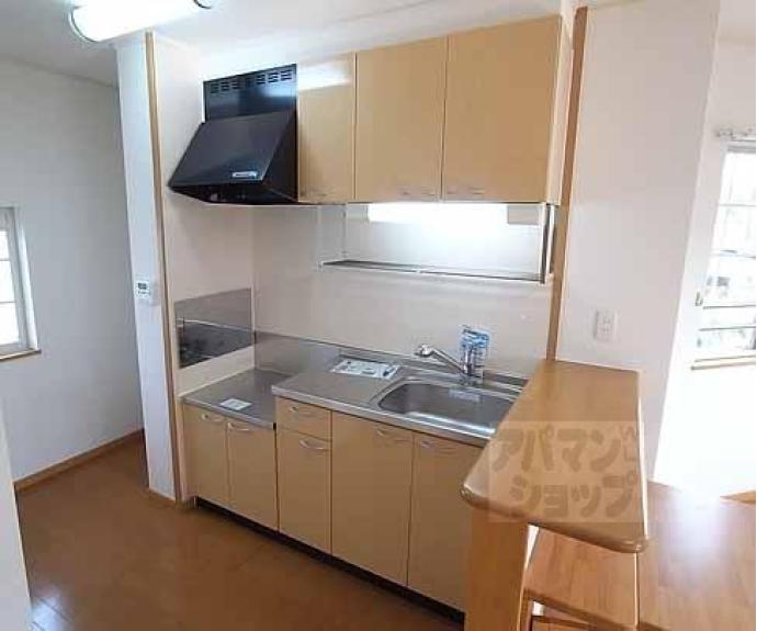 【レ　シャンブル　ドゥ　北山】間取