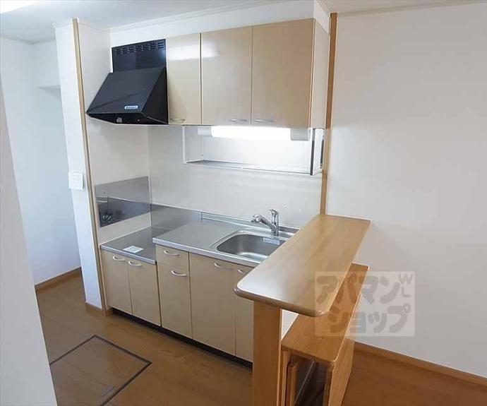 【レ　シャンブル　ドゥ　北山】間取