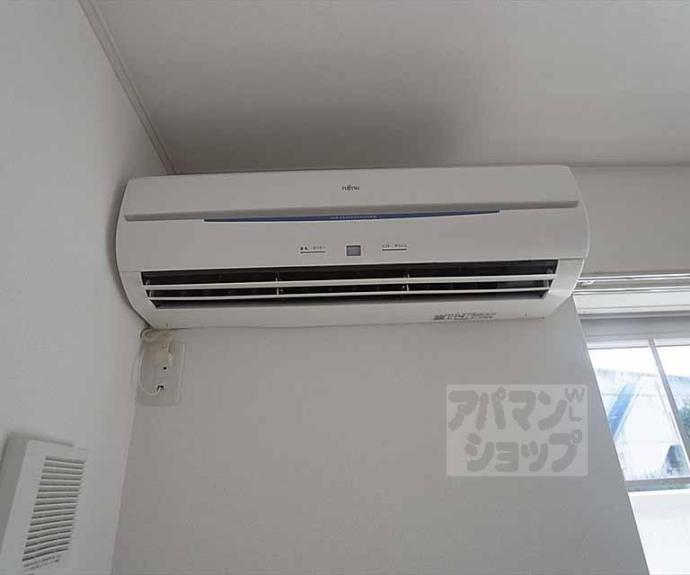 【レ　シャンブル　ドゥ　北山】間取