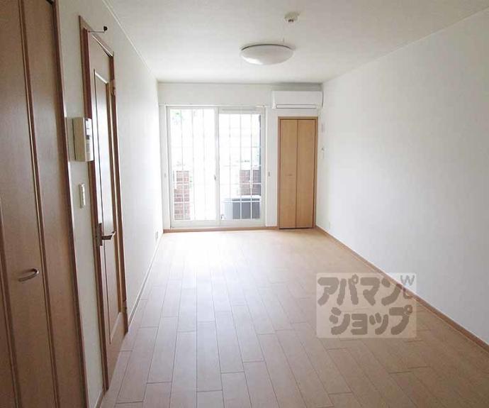 【レ　シャンブル　ドゥ　北山】間取