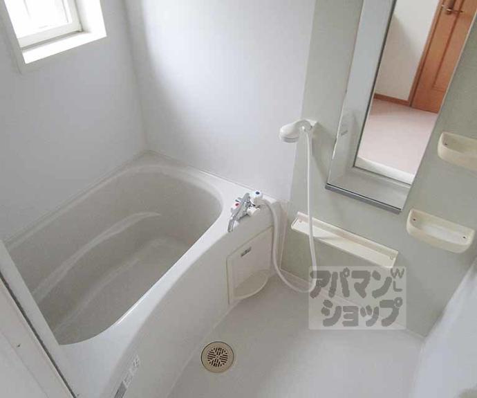 【レ　シャンブル　ドゥ　北山】間取