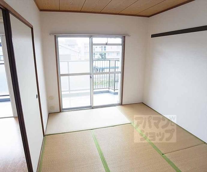 【ヴィラ衣笠】間取