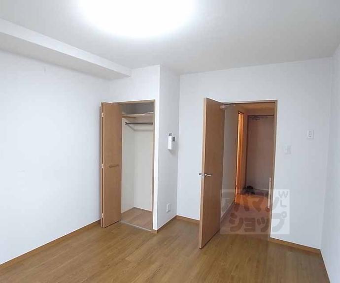 【作思以度　衣笠】間取