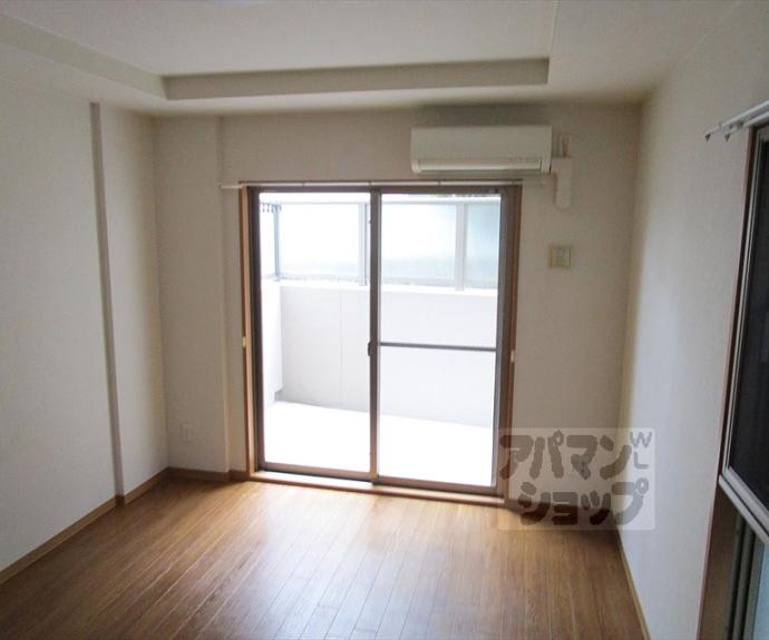 【作思以度　衣笠】間取