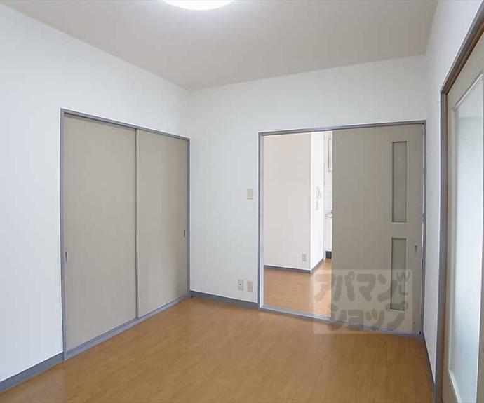 【ロイヤルコテージ尊上院】間取