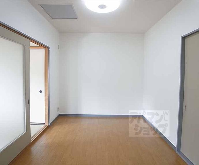 【ロイヤルコテージ尊上院】間取