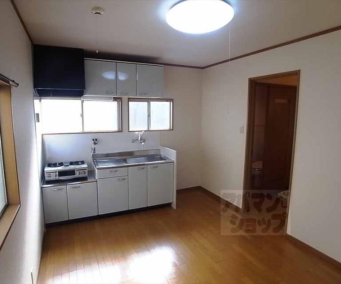 【歓峰ハイツ別館】間取