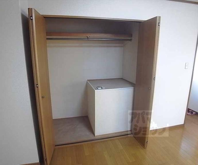 【歓峰ハイツ別館】間取