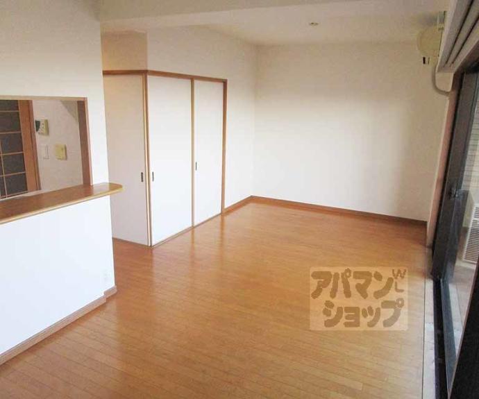 【紫野門前町アーバンライフ】間取