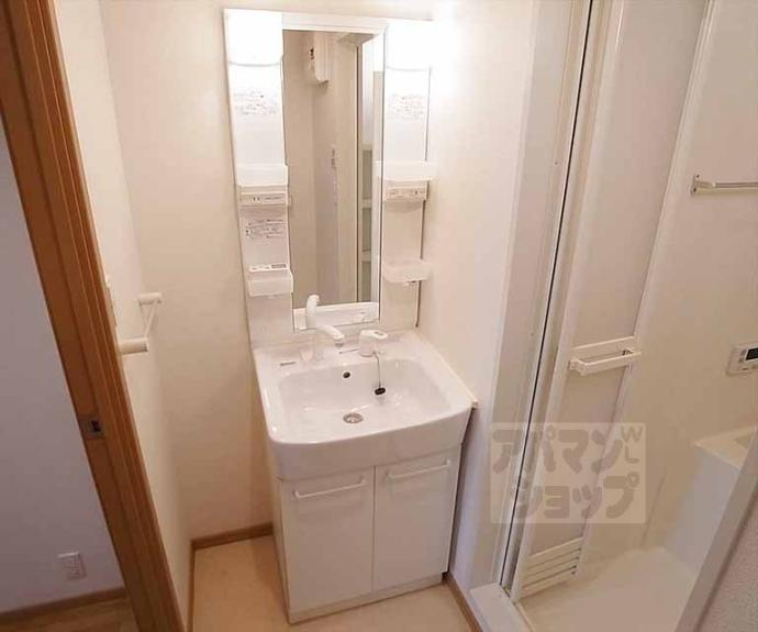 【コモド・ヴィアーレ】間取