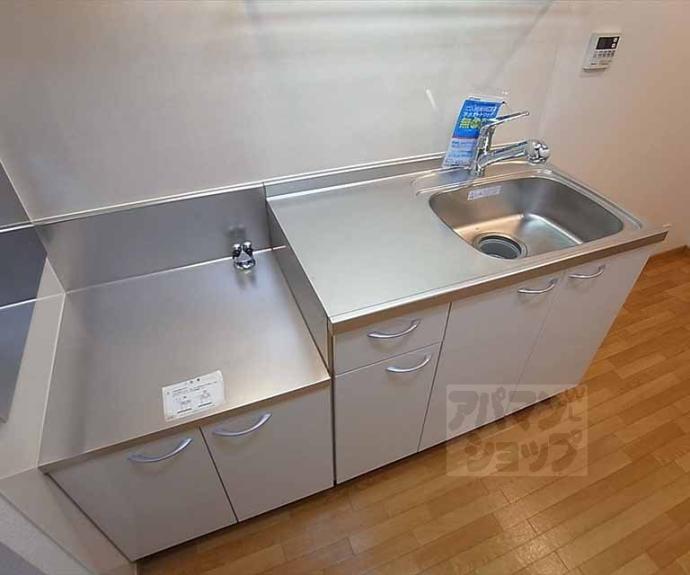 【コモド・ヴィアーレ】間取