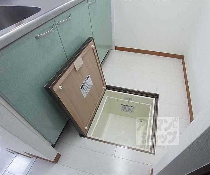 【ホワイトハイムＫＡＧＡＭＩＩＳＨＩ】間取