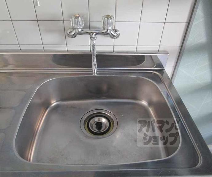 【クゥアトル京都Ⅱ】間取