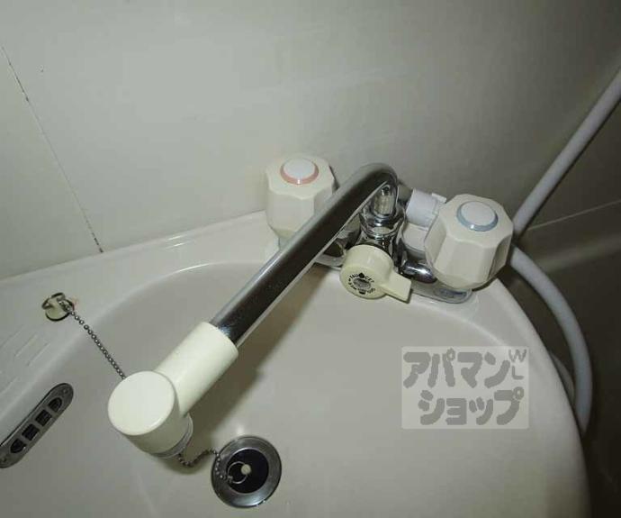 【クゥアトル京都Ⅱ】間取