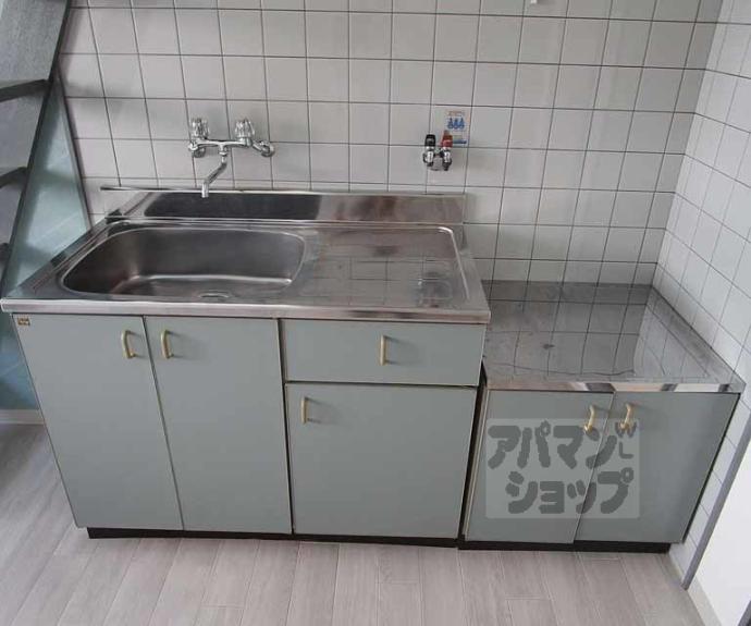 【クゥアトル京都Ⅱ】間取