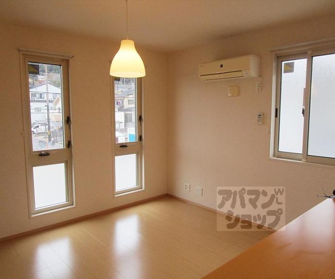 【コンフォール井ノ口】間取