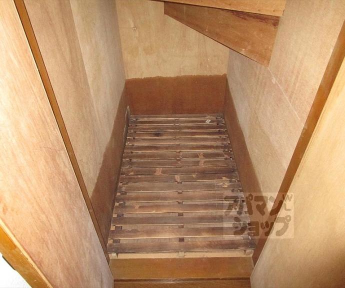 【原谷乾町３６－６１貸家】