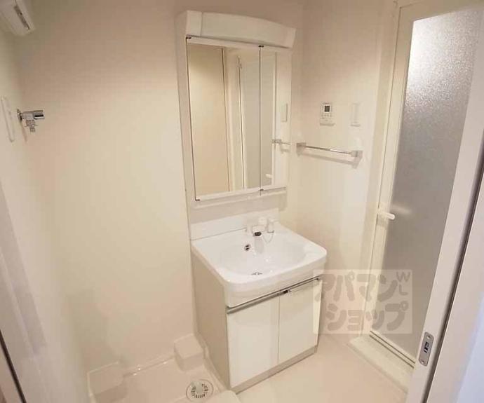 【大北山原谷乾町マンション】間取