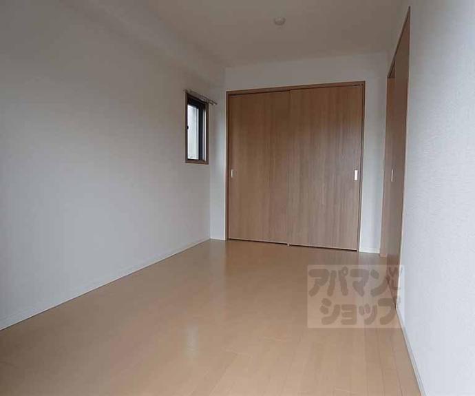 【エバーグリーン御薗橋】間取