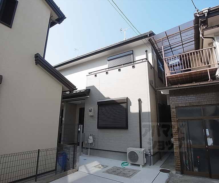 大宮一ノ井町テラスハウス