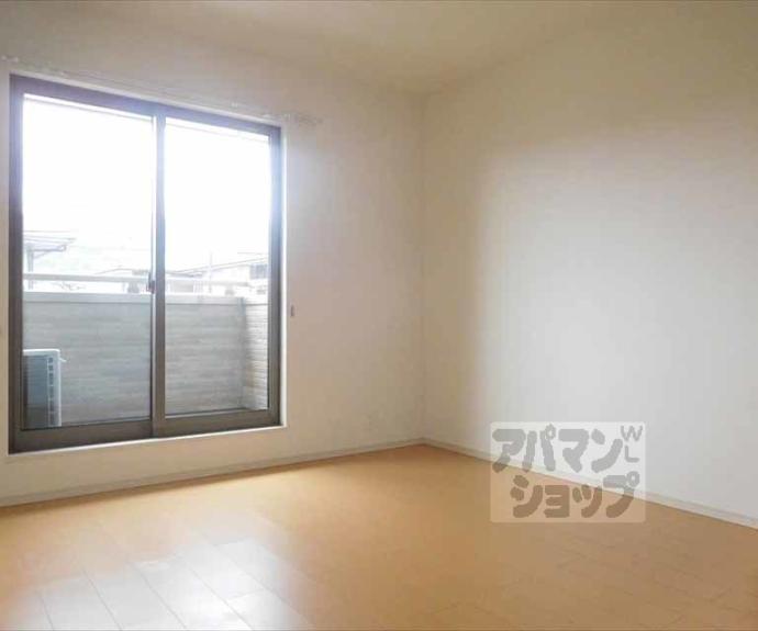 【クリーム　ローズ】間取