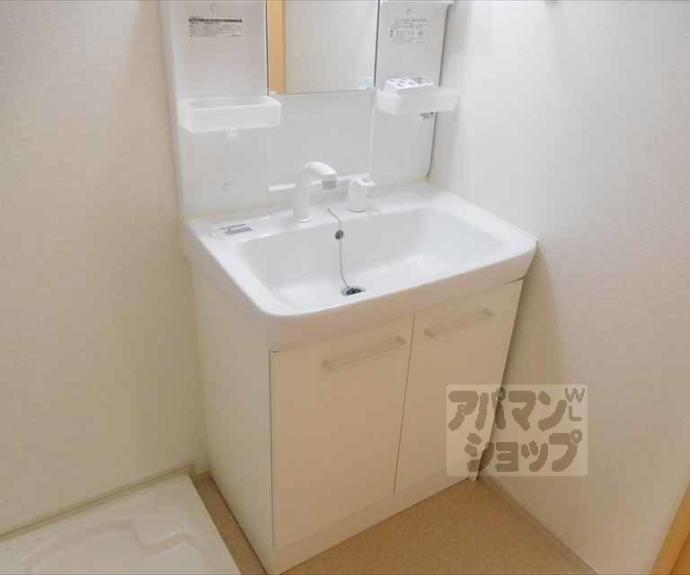 【クリーム　ローズ】間取