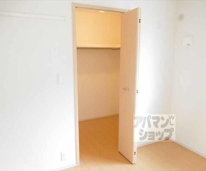 【クリーム　ローズ】間取