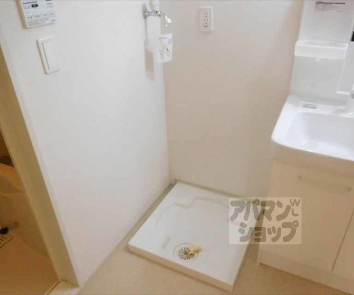 【クリーム　ローズ】間取