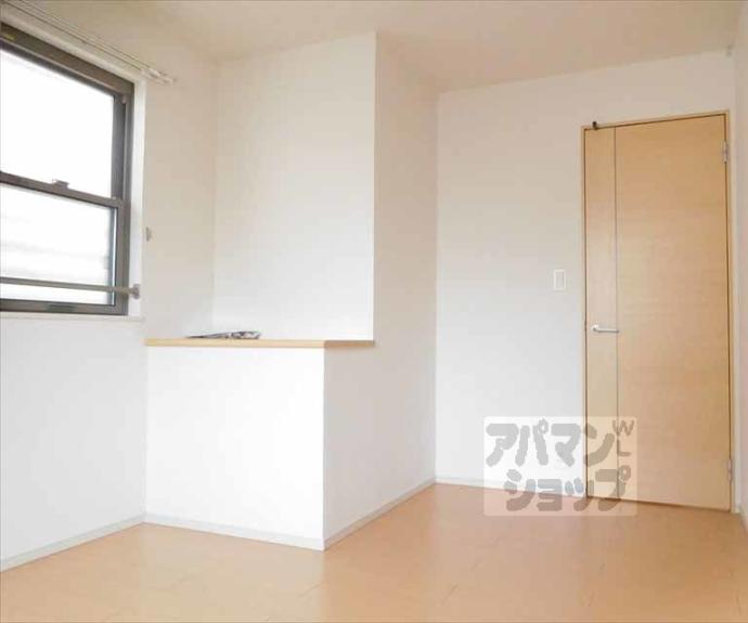 【クリーム　ローズ】間取