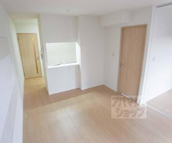 【リバークレスト舟山】間取