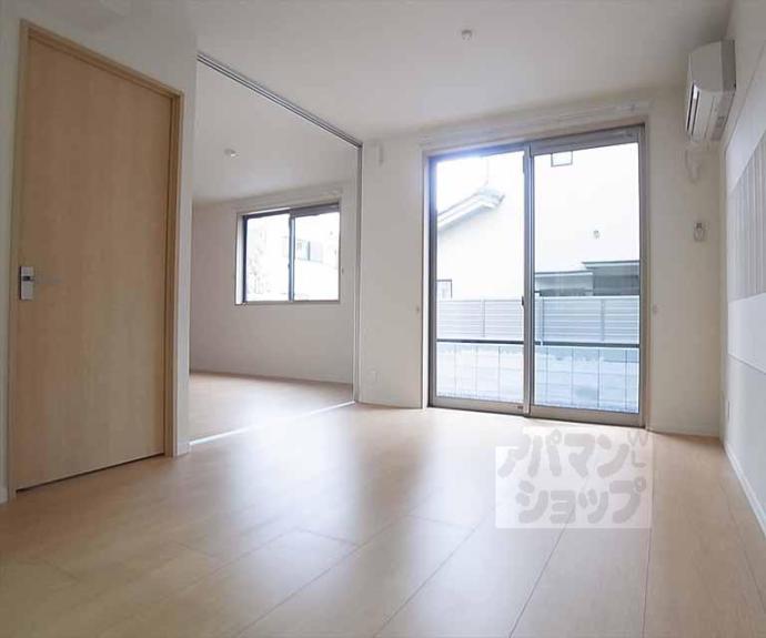 【リバークレスト舟山】間取