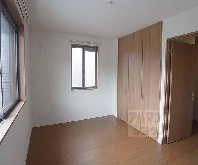 【Shining Terrace 西賀茂】間取