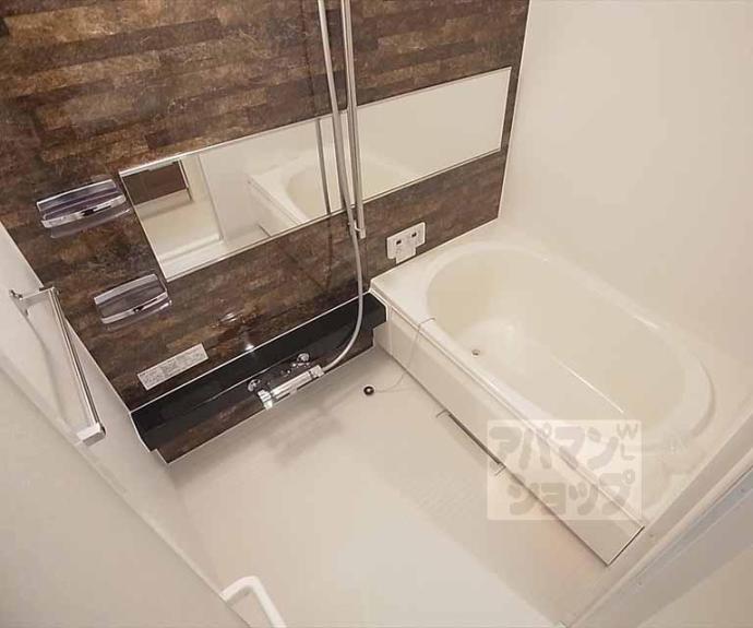 【Ｓｈｉｎｉｎｇ　Ｔｅｒｒａｃｅ　西賀茂】間取