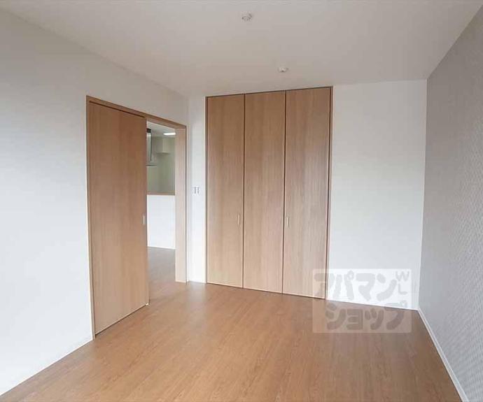 【Ｓｈｉｎｉｎｇ　Ｔｅｒｒａｃｅ　西賀茂】間取