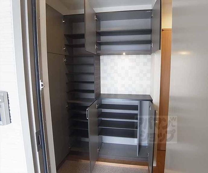 【Ｓｈｉｎｉｎｇ　Ｔｅｒｒａｃｅ　西賀茂】間取