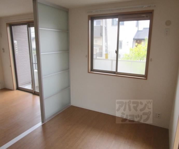 【Ｓｈｉｎｉｎｇ　Ｔｅｒｒａｃｅ　西賀茂】間取