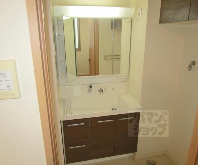 【Shining Terrace 西賀茂】間取