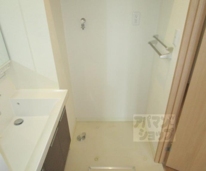 【Shining Terrace 西賀茂】間取