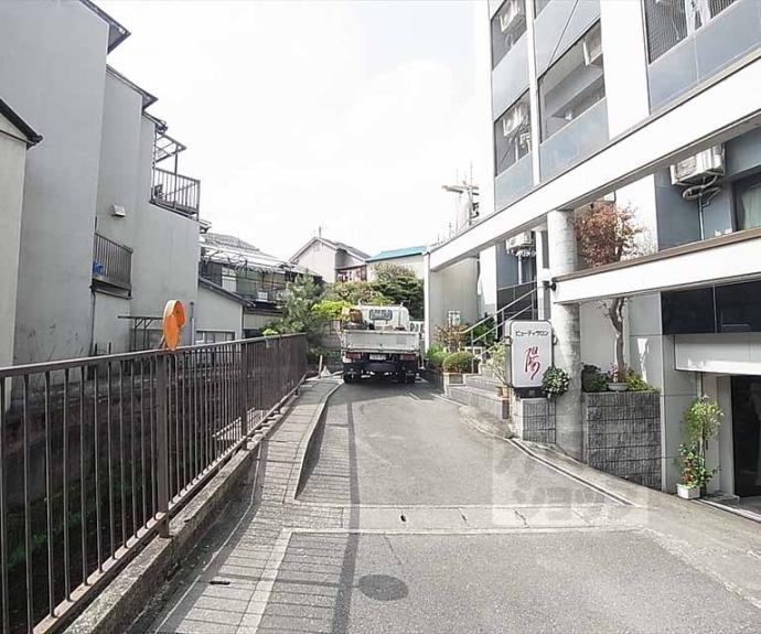 【エントランスライフ金閣Ｇ】間取