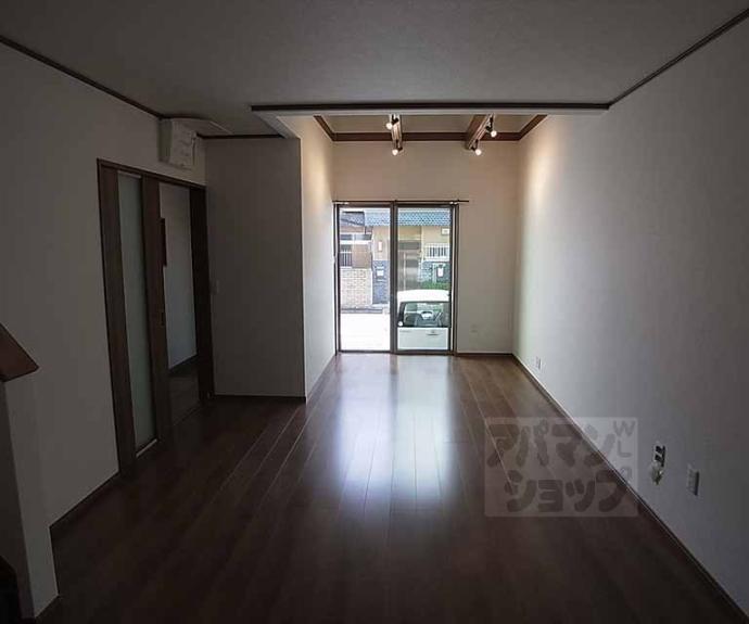 【紫野東御所田町貸家】間取