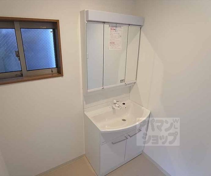 【紫野東御所田町貸家】間取