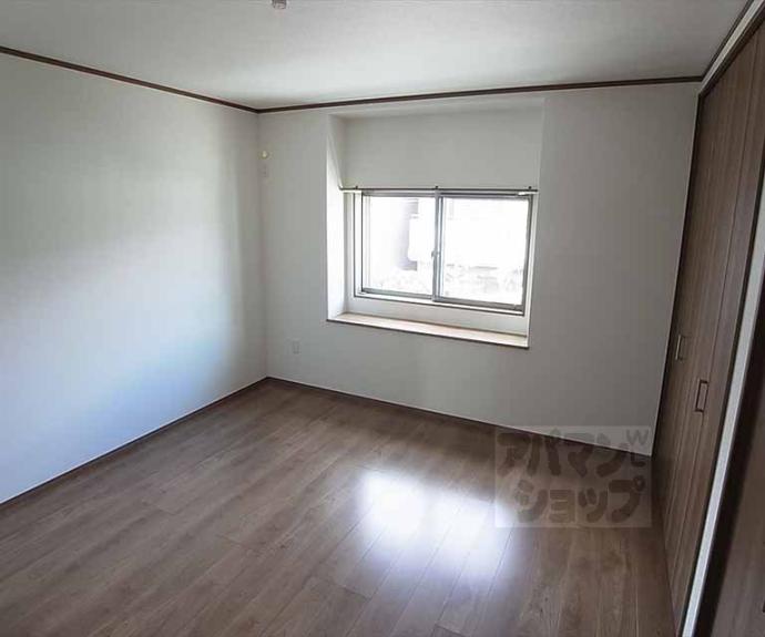 【紫野東御所田町貸家】間取