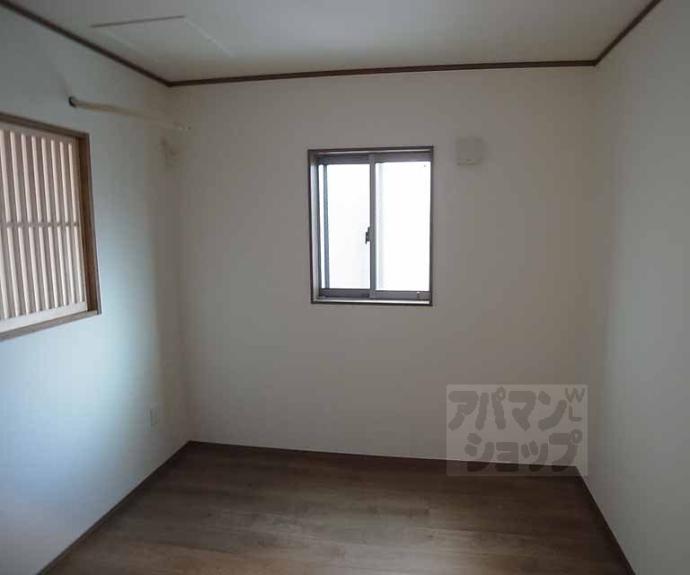 【紫野東御所田町貸家】間取