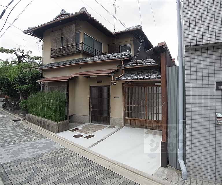 紫野南舟岡町７４－４貸家