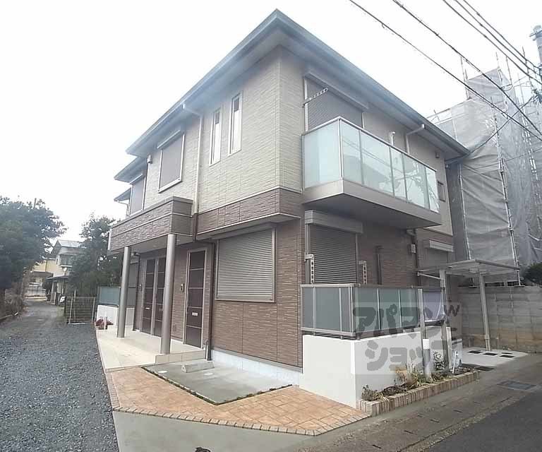 シャーメゾンプレミアス