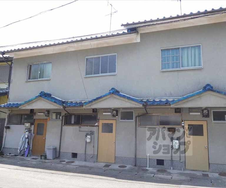 上賀茂梅ヶ辻町貸家