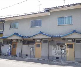 上賀茂梅ヶ辻町貸家：