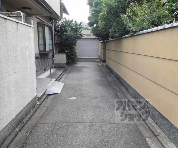 【小山花ノ木町38-2貸家】間取