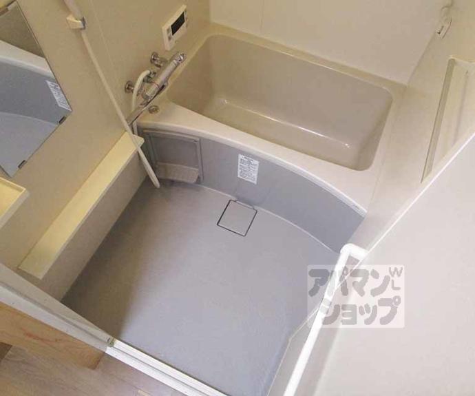 【衣笠高橋町１６－３貸家】間取